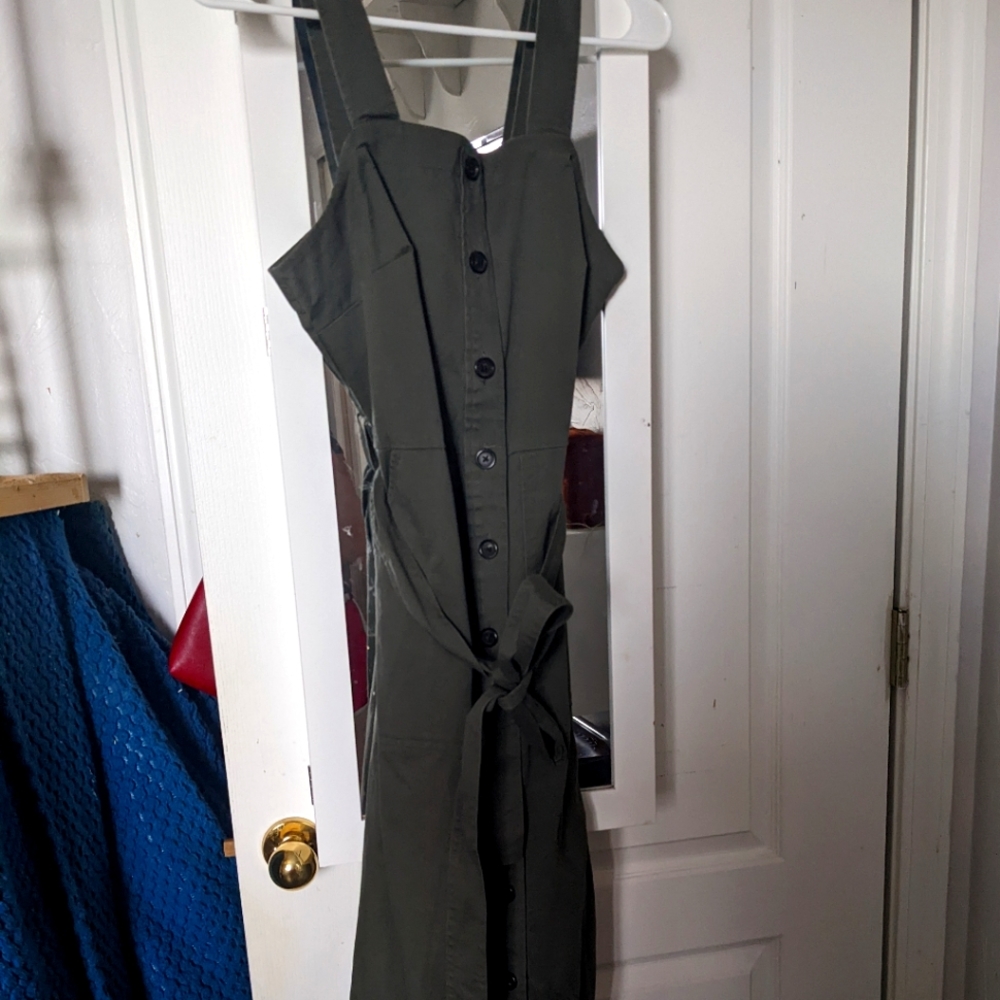 Universal threads, green overall dress
